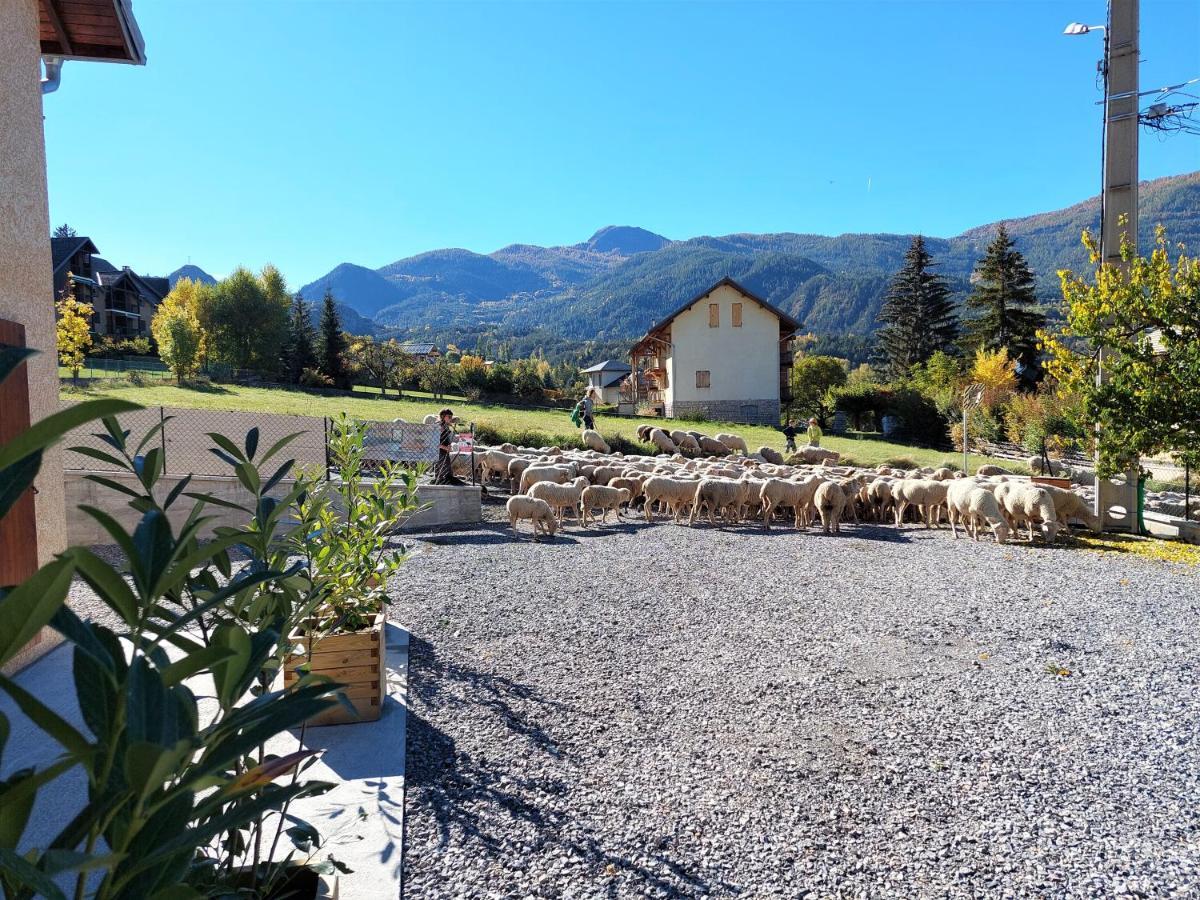 Le Pre Fleuri A Guillestre - Appartements Neufs Classes Meubles De Tourisme 3 Etoiles - Parking Privatif מראה חיצוני תמונה