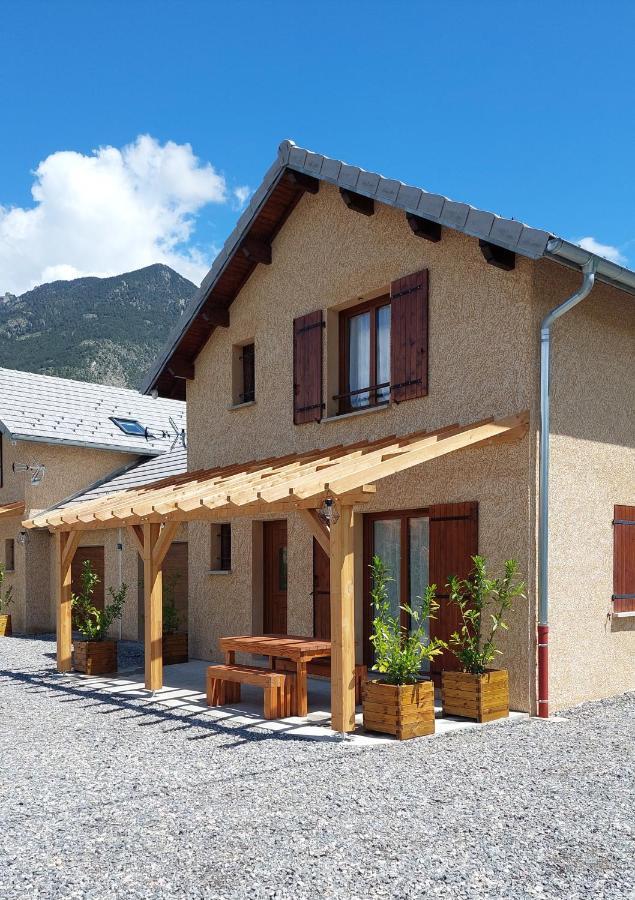 Le Pre Fleuri A Guillestre - Appartements Neufs Classes Meubles De Tourisme 3 Etoiles - Parking Privatif מראה חיצוני תמונה