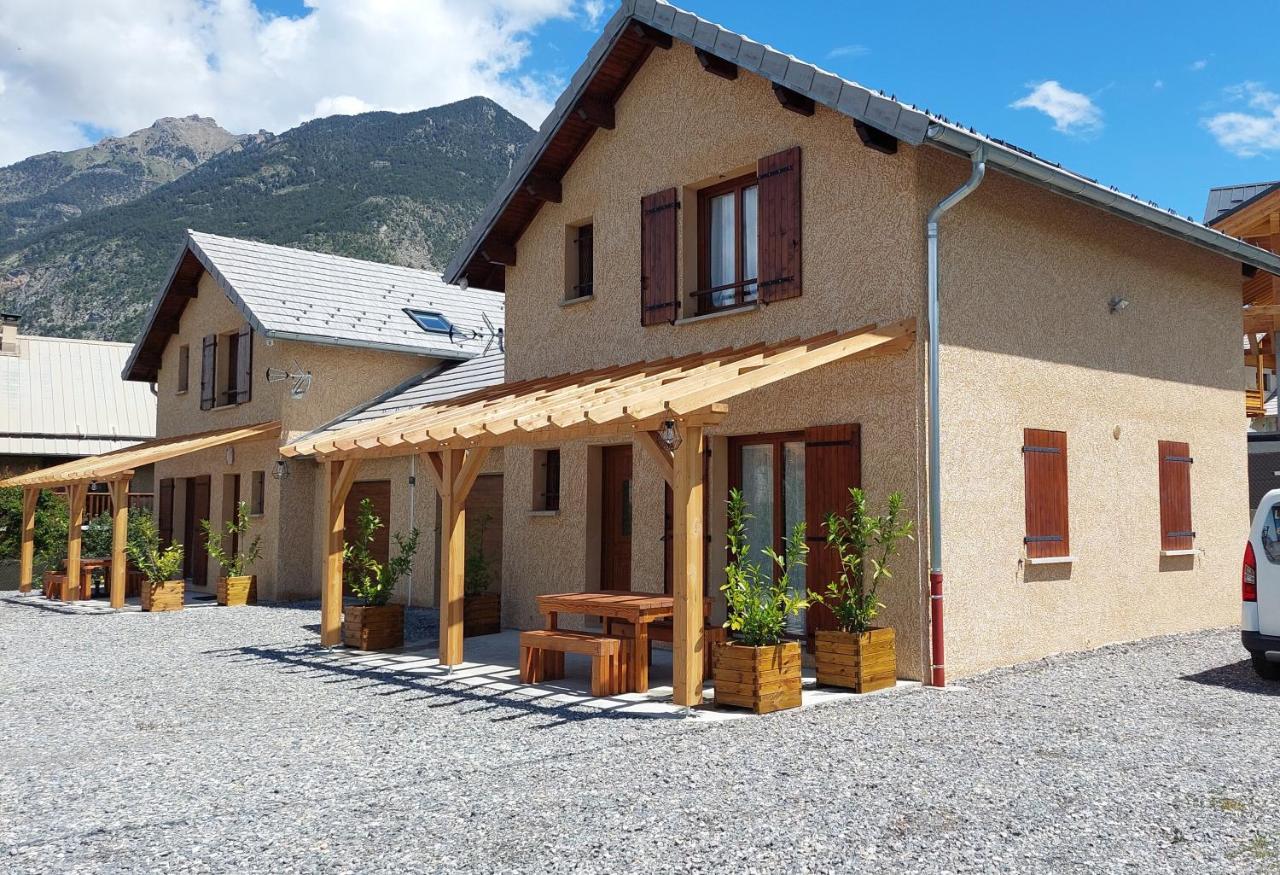 Le Pre Fleuri A Guillestre - Appartements Neufs Classes Meubles De Tourisme 3 Etoiles - Parking Privatif מראה חיצוני תמונה